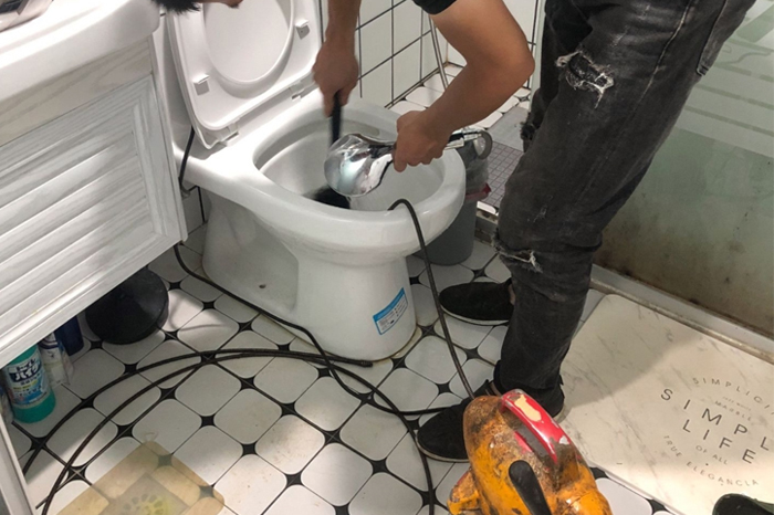 忻州马桶堵塞自己疏通还是找师傅?专业上门服务让你省时更省心